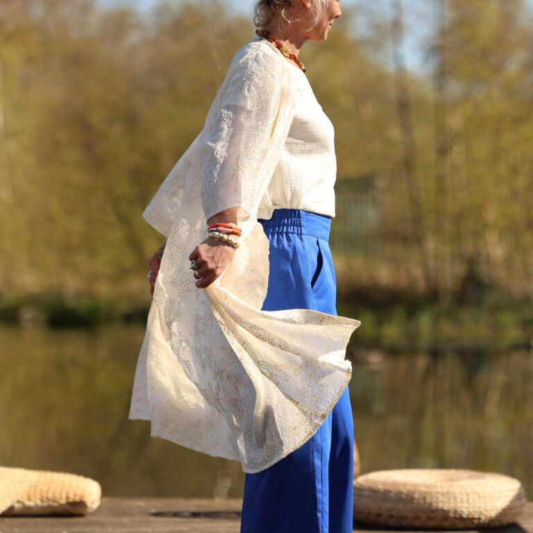 Meta SS25 - Calixte - Voile de viscose ivoire brodé doré – Taille unique