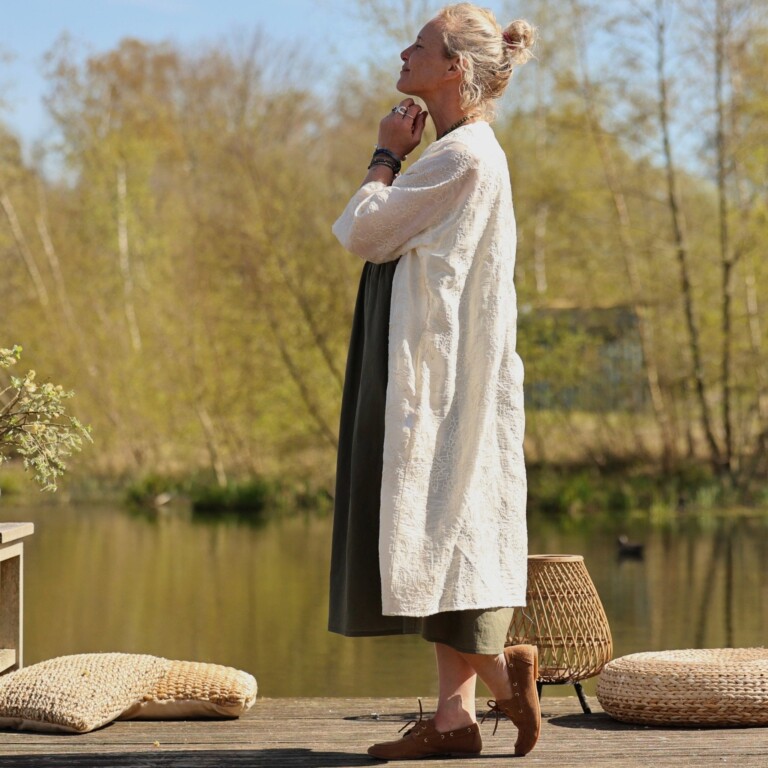 Meta SS25 - Calixte - Voile de viscose ivoire brodé doré – Taille unique