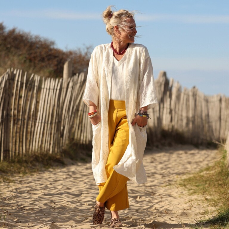 Meta SS25 - Calixte - Voile de viscose ivoire brodé doré – Taille unique