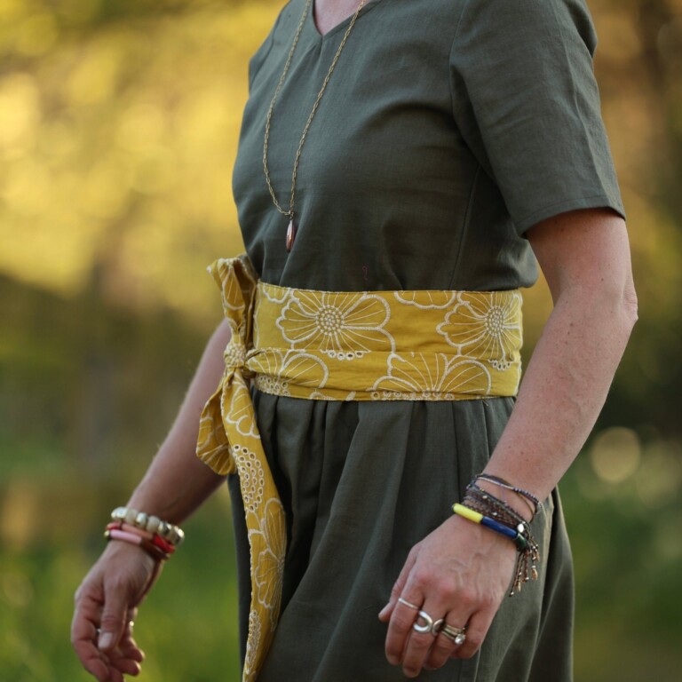 Quintessence - Ceinture Anita – Broderie bouton d'or