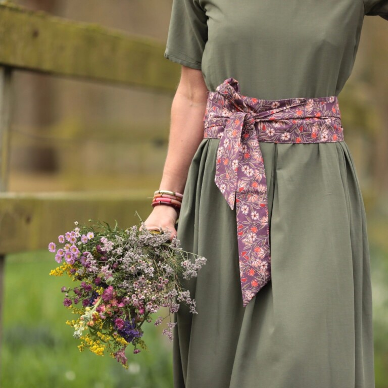 ceinture anita fleurs daubergine 7030914 1 Quintessence - Ceinture Anita Fleurs d'aubergine