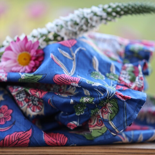 Quintessence - Ceinture Anita – Voile de coton rosée bleue