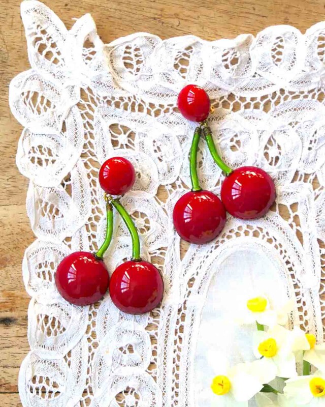 Ciléa Bijoux - Boucles d'oreilles pendantes Cerises - Maxi – Tiges (oreilles percées)