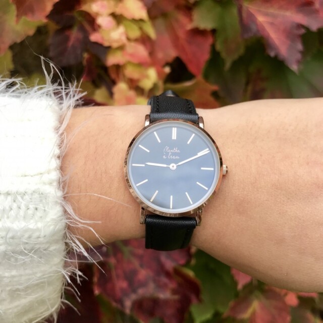 Menthe à l'eau - Coffret Montre Véritable Femme et Homme Bracelet Cuir Noir fond noir
