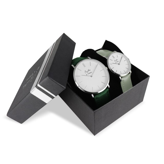Coffret Montre Véritable Femme et Homme Bracelet Cuir Vert fond par la marque Menthe à l’eau Menthe à l’eau - Coffret Montre Véritable Femme et Homme Bracelet Cuir Vert fond