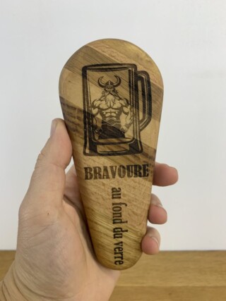 Sève et Copeaux - Décapsuleur Bravoure au fond du verre