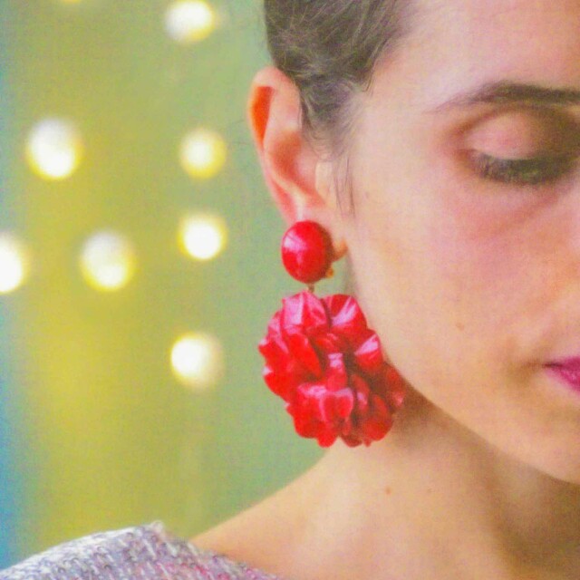 Ciléa Paris - Boucles d'oreilles pendantes Géranium - Maxi – Rouge / Tige (Oreilles percées)