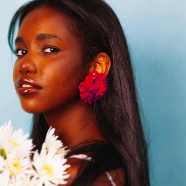 Ciléa Paris - Boucles d'oreilles courtes Géranium - Maxi – Rouge / Tige (Oreilles percées)
