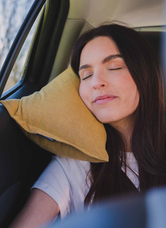 Cosy Club - Oreiller de voiture · ISIDOR Douz