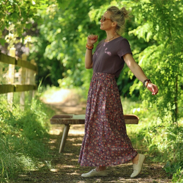 Quintessence - Jupe Tao — Coton Fleurs d'aubergine – XXXL
