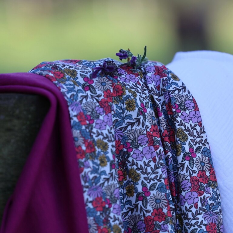 Quintessence - Jupe Tao — Coton herbier bleu-violet coraillé – XXXL