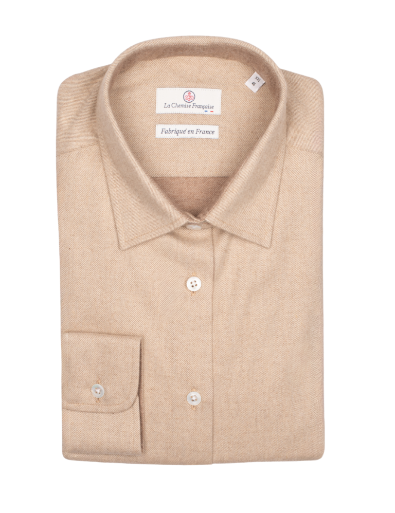 la chemise francaise chemise femme flanelle sable pliee La Chemise Française - Chemisier Flanelle Chaude Sable – 46