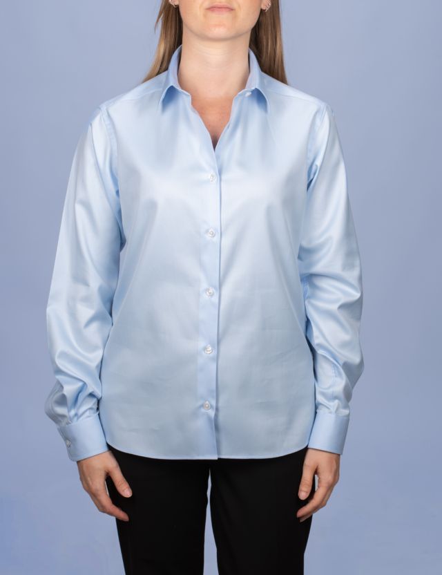 La Chemise Française - Chemisier Twill Fin Bleu Ciel – Ajustée / 32