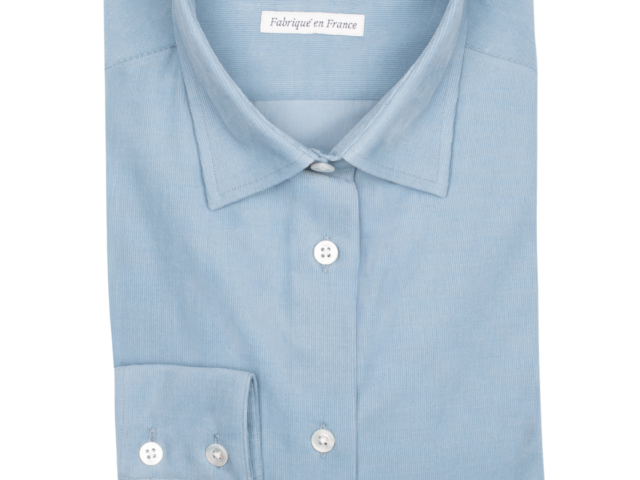la chemise francaise chemise femme velours milleraies bleu argile pliee La Chemise Française - Chemisier Velours Milleraies Bleu Argile – 46