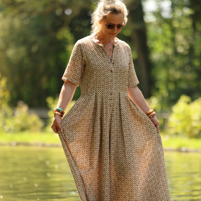 Meta SS25 - La combi India manches courtes en armuré de coton Mosaïque cacao – S