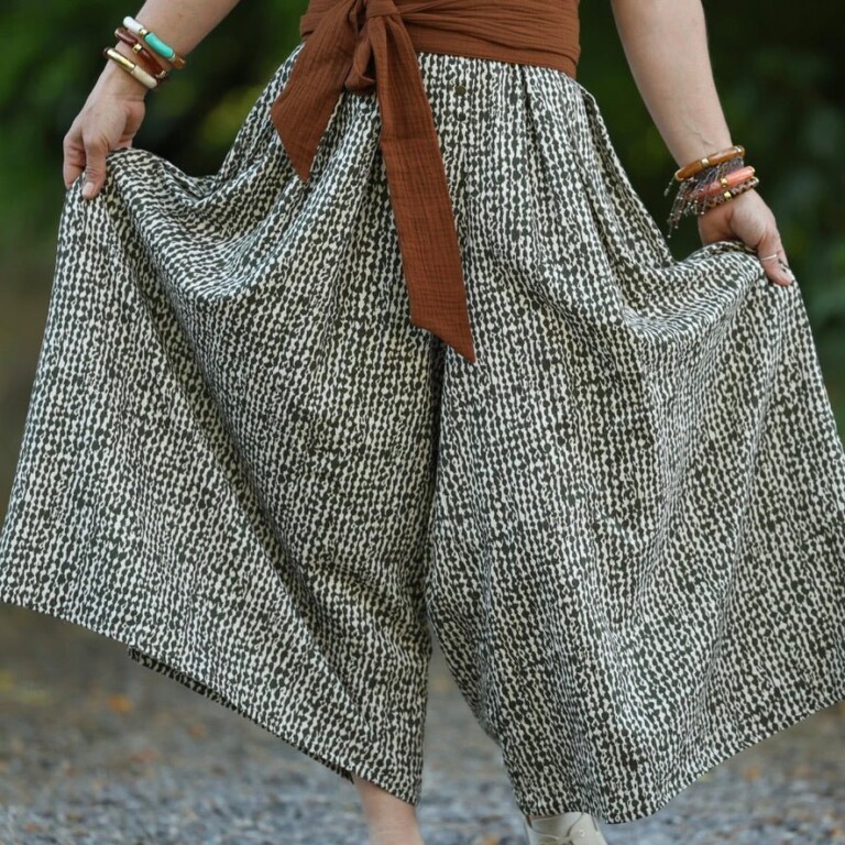 Meta SS25 - La combi India manches courtes en armuré de coton Savane graphique – S