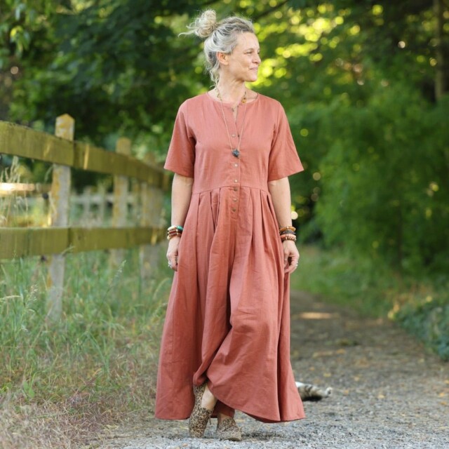 Meta SS25 - La combi India manches courtes en lin terracotta – S