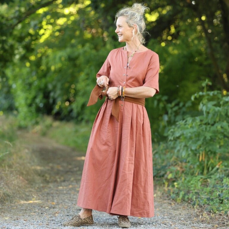 Meta SS25 - La combi India manches courtes en lin terracotta – S