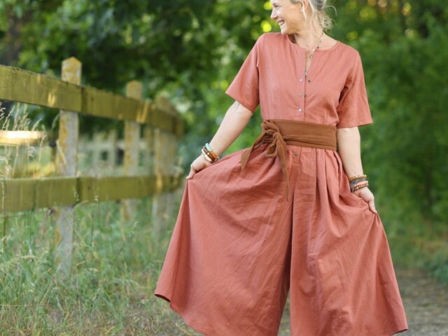la combi india manches courtes en lin terracotta 5934847 Meta SS25 - La combi India manches courtes en lin terracotta – S