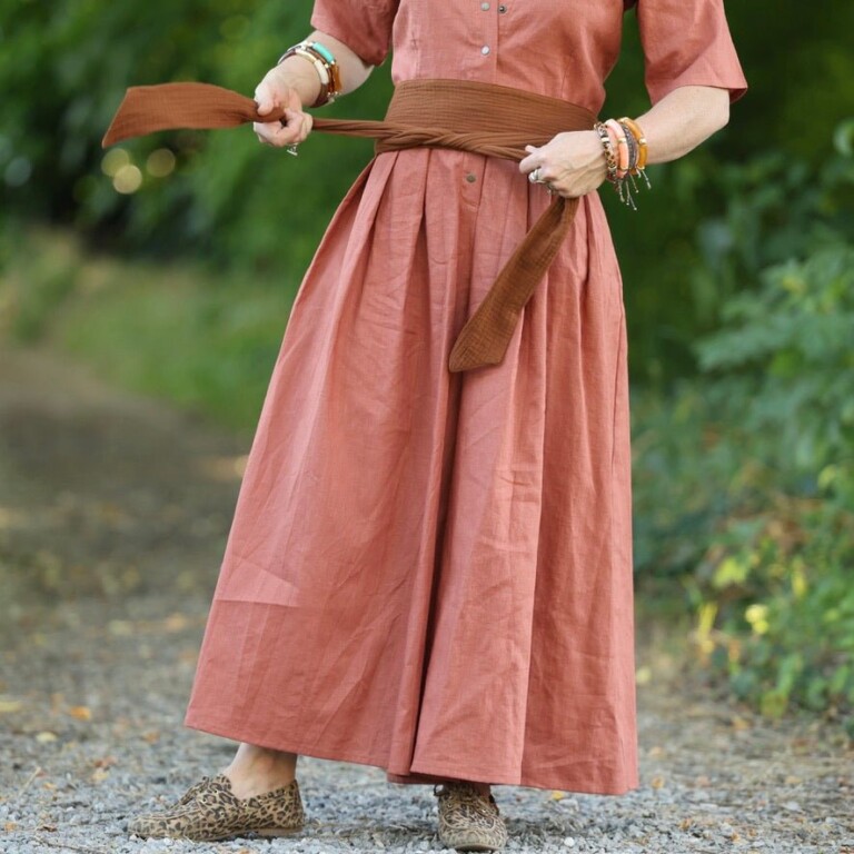 Meta SS25 - La combi India manches courtes en lin terracotta – S