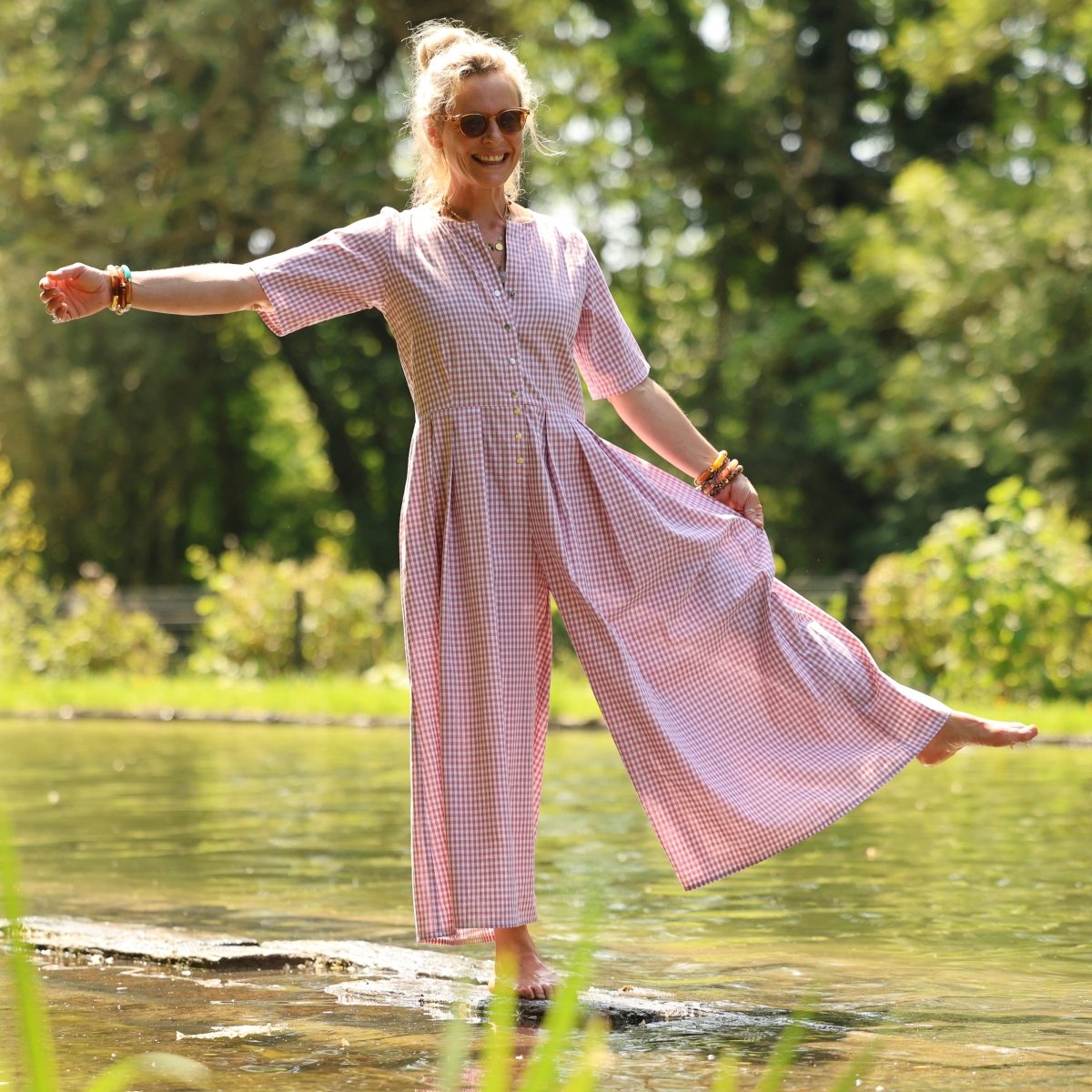 la combi india manches courtes en vichy rose boise 5335783 Meta SS25 - La combi India manches courtes en vichy rose boisé – L
