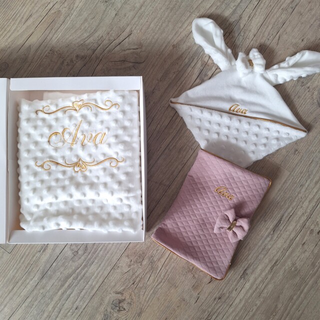 La Fabrique A DeDeuh - Coffret Bébé Personnalisé Fille – Couverture