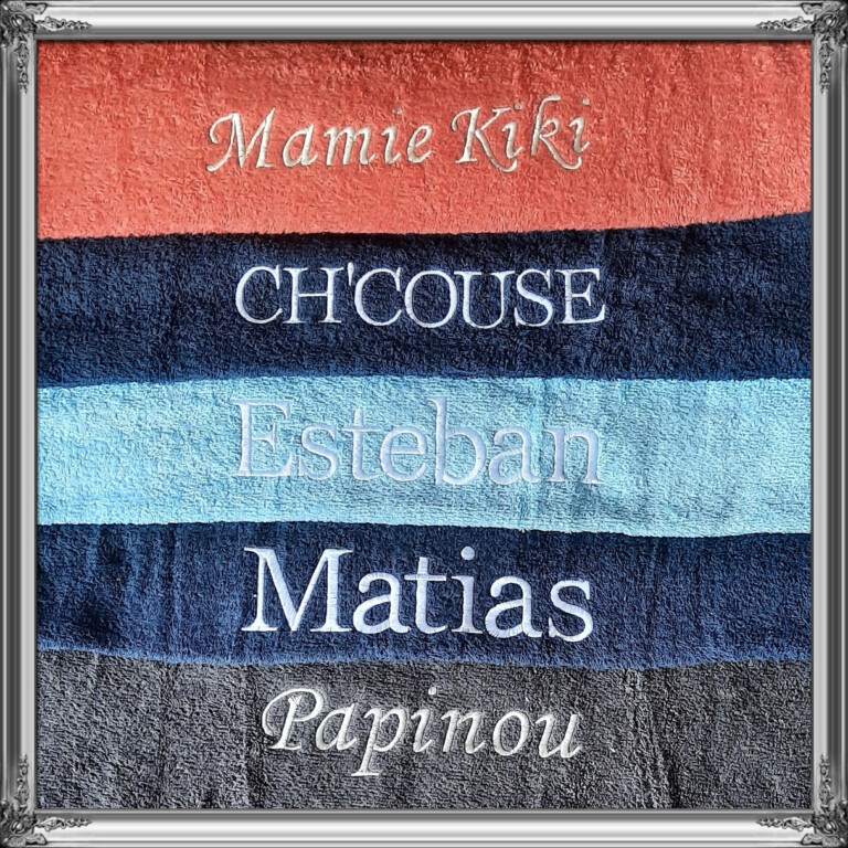 La Fabrique A DeDeuh - LOT: 1 gant de toilette + 2 Serviettes personnalisées 50x100cm et 70x130cm avec prénom brodé: 8 couleurs
