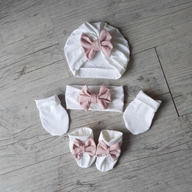 Ensemble Turban noeud + moufles + bandeau + chaussons assortis. tissu jersey de coton par la marque La Fabrique À DeDeuh La Fabrique À DeDeuh - Ensemble Turban noeud + moufles + bandeau + chaussons assortis. tissu jersey de coton