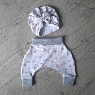Ensemble Pantalon sarouel+ turban bébé à motif ou uni en tissu jersey extensible par la marque La Fabrique À DeDeuh La Fabrique À DeDeuh - Ensemble Pantalon sarouel+ turban bébé à motif ou uni en tissu jersey extensible