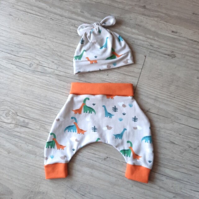 La Fabrique A DeDeuh - Pantalon sarouel+ bonnet bébé à motif en tissu jersey extensible – 18.24 mois