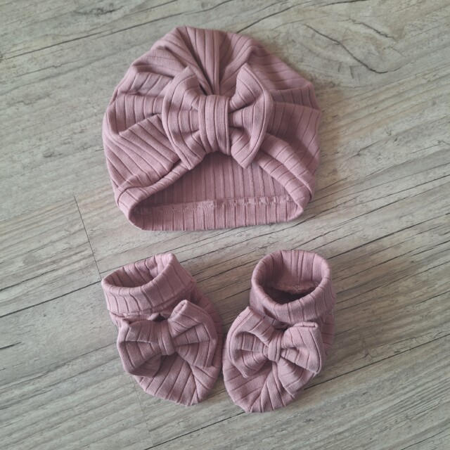 La Fabrique A DeDeuh - Turban côtelé noeud+chaussons assortis + moufles. Tissu jersey de coton à côte – 9.12 mois / Turban + chausson