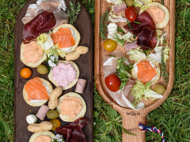 Le-Regal-pelle-en-chene-apero-deux-couleurs