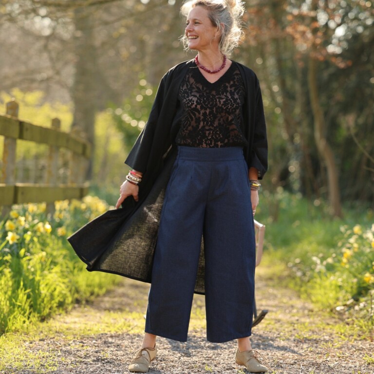 Quintessence - Pantalon Briac - jean de coton bleu brut – M