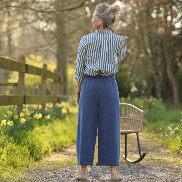 Quintessence - Pantalon Briac - lin stone wash bleu indigo – L