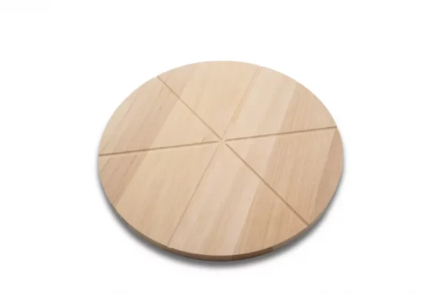 Planche ronde à pizza en bois – Authentique et conviviale par la marque La Coq’Hêt La Coq’Hêt - Planche ronde à pizza en bois – Authentique et conviviale