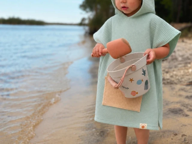 poncho plage bebe2 petitpote - Poncho de plage bébé et enfant – Abricot / 3-6 ans