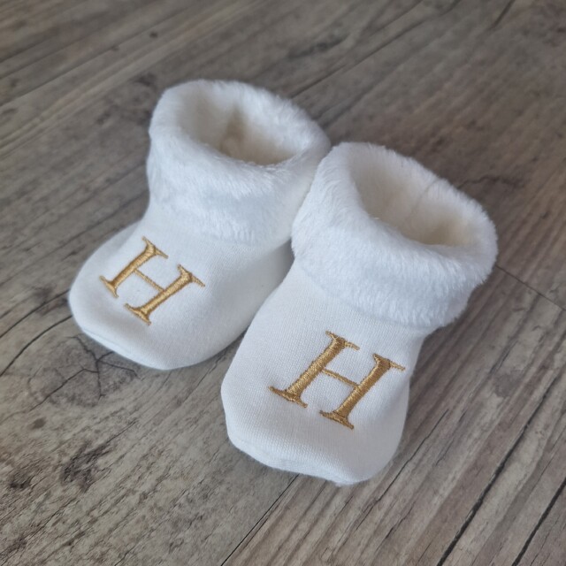 La Fabrique A DeDeuh - Chausson bébé mixte brodé personnalisé initiales en tissu Polaire alpine et finition fourrure - Oeko-Tex – 9.12 mois