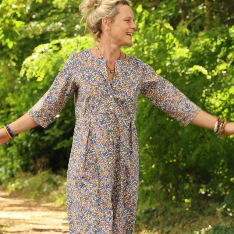 Meta SS25 - Robe Diane - Coton champs de violettes – XXL