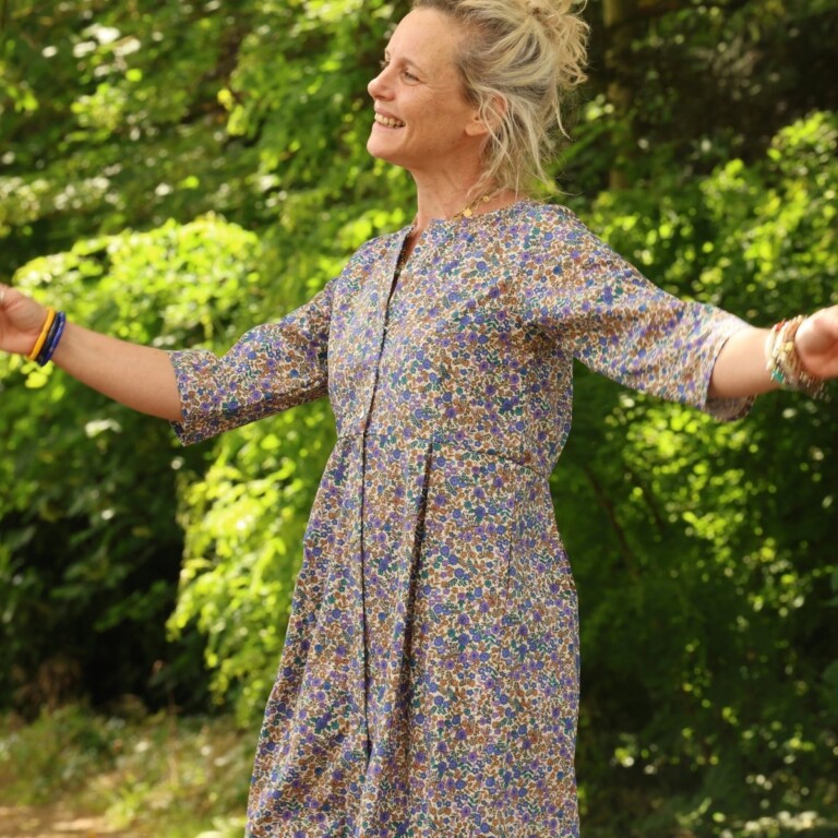Meta SS25 - Robe Diane - Coton champs de violettes – XXL