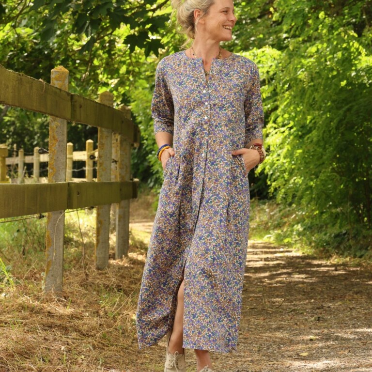 robe diane coton champs de violettes 7886742 Meta SS25 - Robe Diane - Coton champs de violettes – XXL