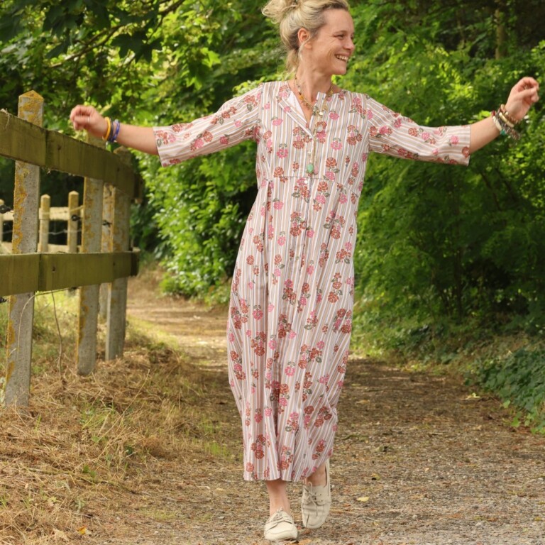 Meta SS25 - Robe Diane - Coton rayures ficelle fleuries – XXL