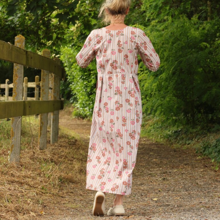 Meta SS25 - Robe Diane - Coton rayures ficelle fleuries – XXL