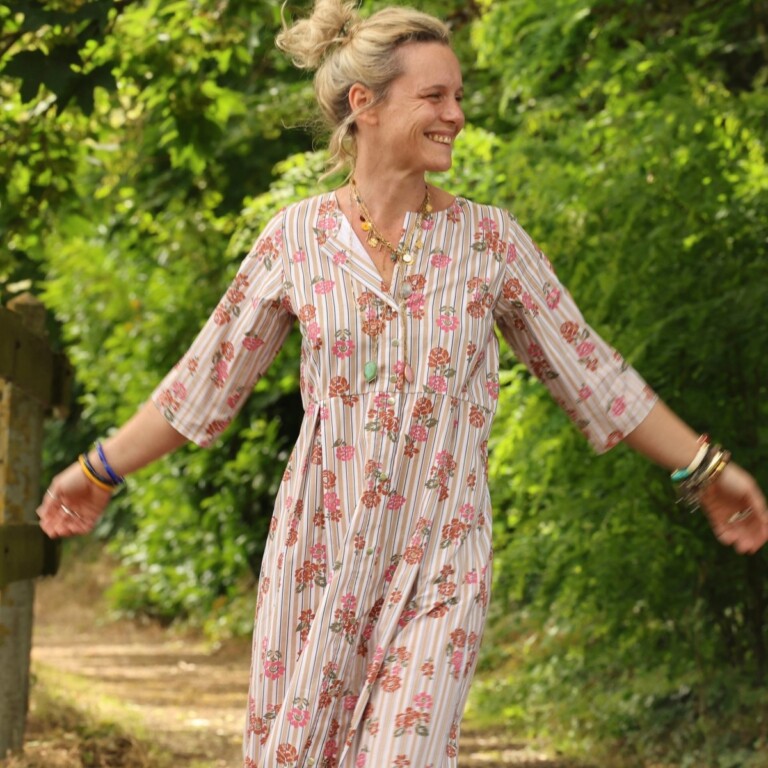 Meta SS25 - Robe Diane - Coton rayures ficelle fleuries – XXL