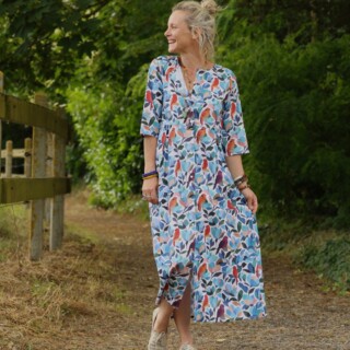 Robe Diane – Coton Volière bleutée par la marque Quintessence Quintessence - Robe Diane – Coton Volière bleutée