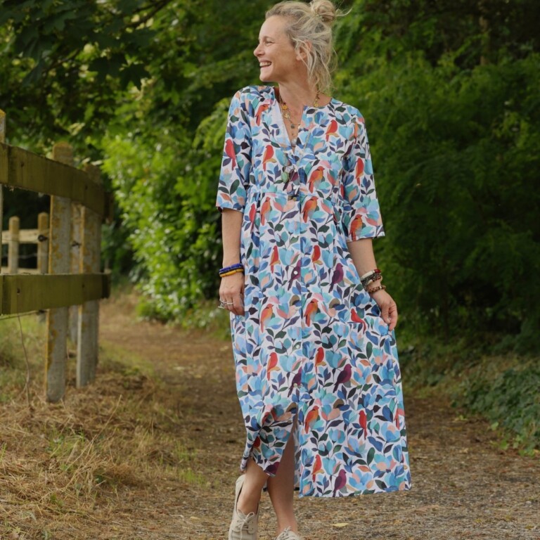 robe diane coton voliere bleutee 8959734 Meta SS25 - Robe Diane - Coton Volière bleutée – XXXL