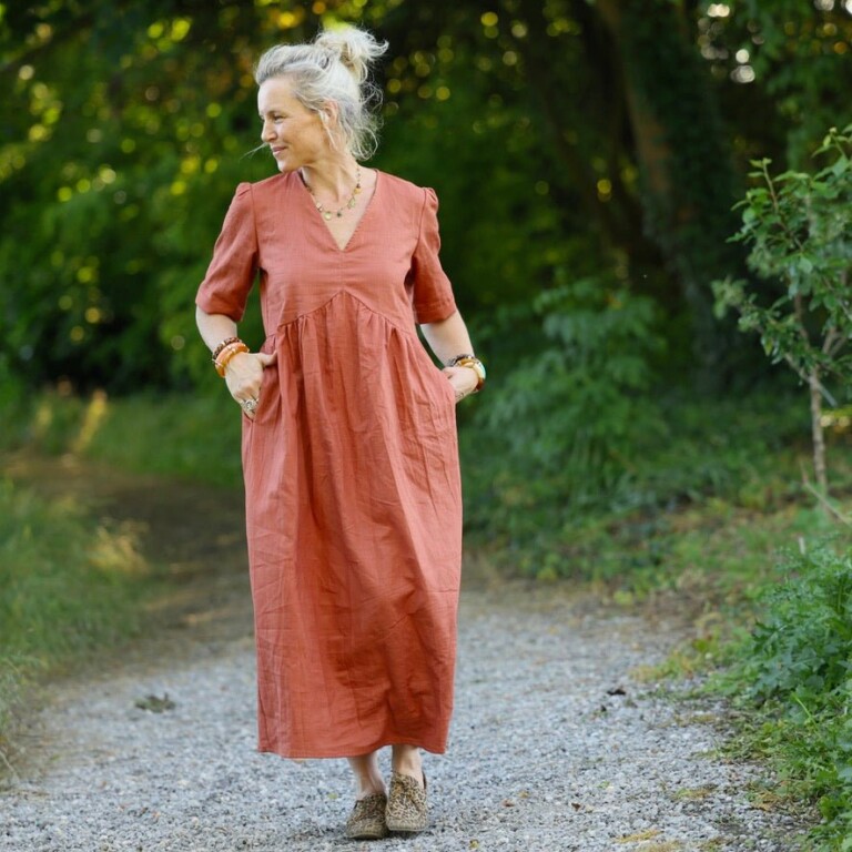 robe edonie lin terracotta 7882074 Quintessence - Robe Édonie — Lin terracotta – XXL