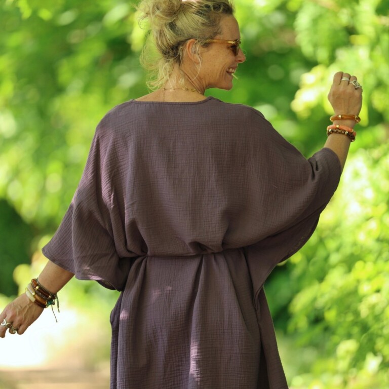Quintessence - Robe Joanne — Double gaze de coton aubergine – Taille unique