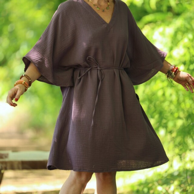 Quintessence - Robe Joanne — Double gaze de coton aubergine – Taille unique