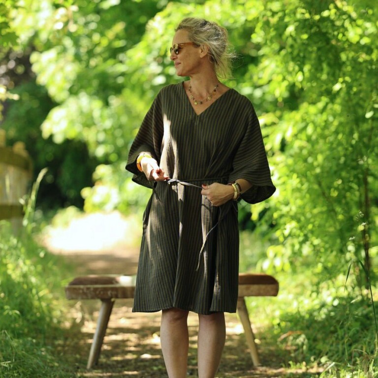 Quintessence - Robe Joanne — Double gaze de coton kaki – Taille unique