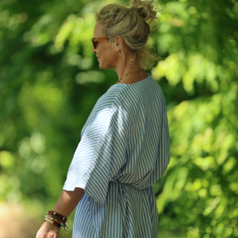 Quintessence - Robe Joanne — Double gaze de coton rayée bleu – Taille unique